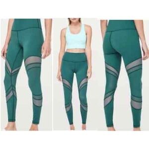 Lululemon Seek the Heat Tight